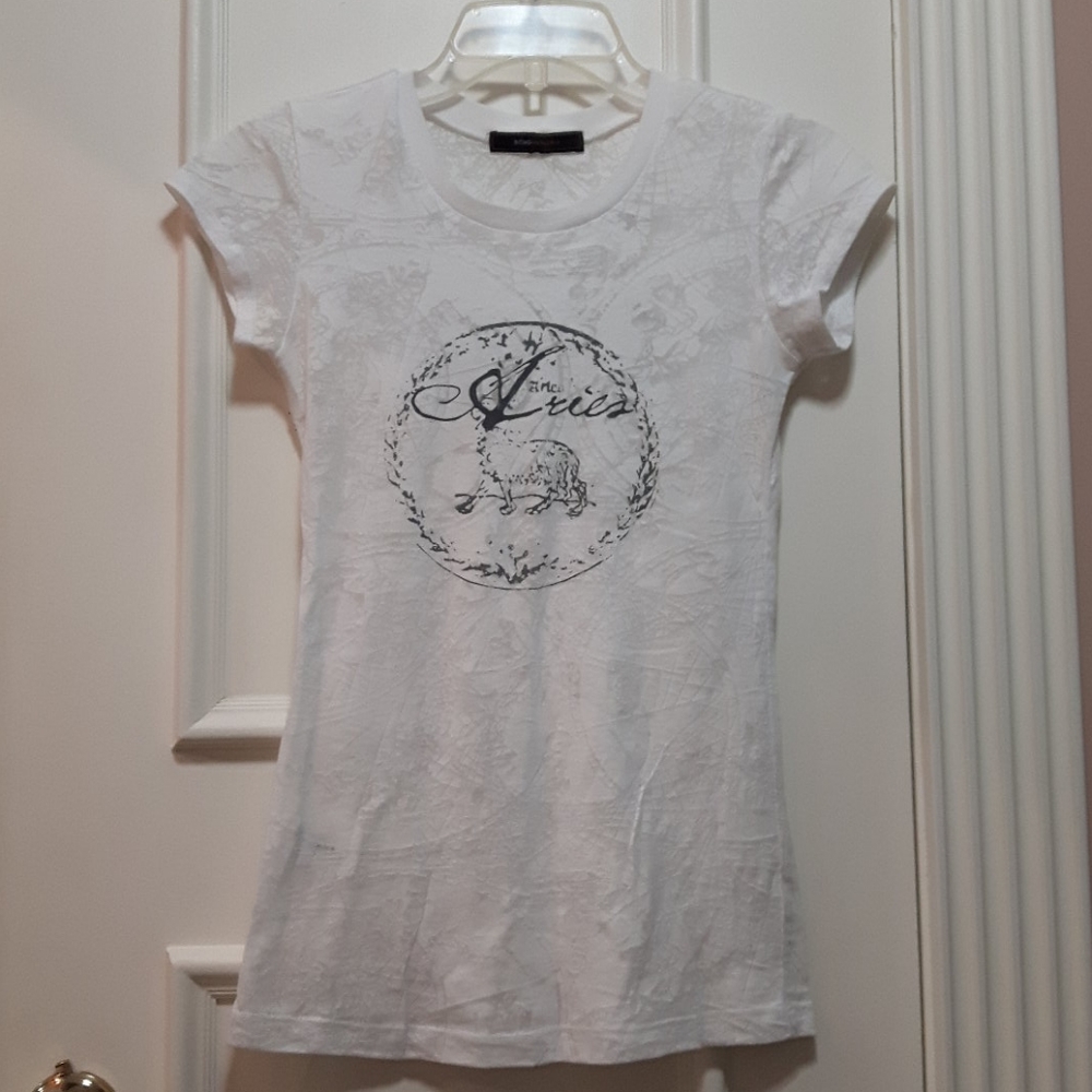 🛍️ BCBG Aries tee